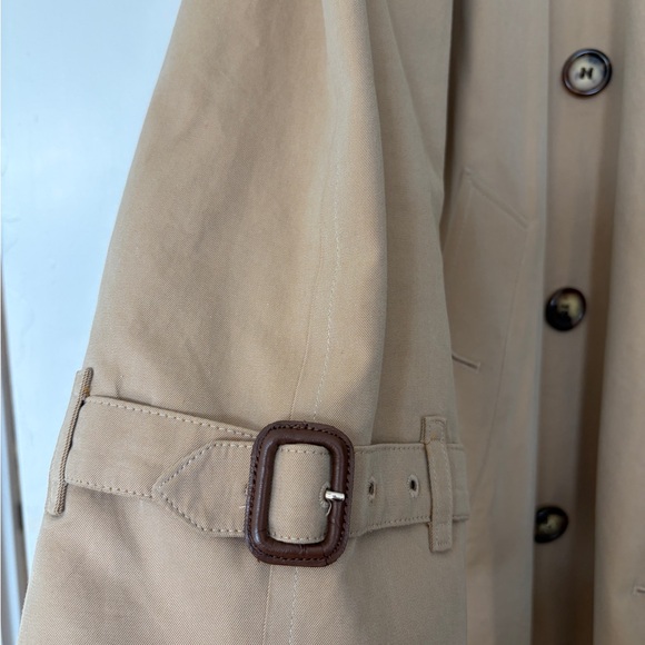 Burberry Tan Trench Coat - Picture 6 of 10